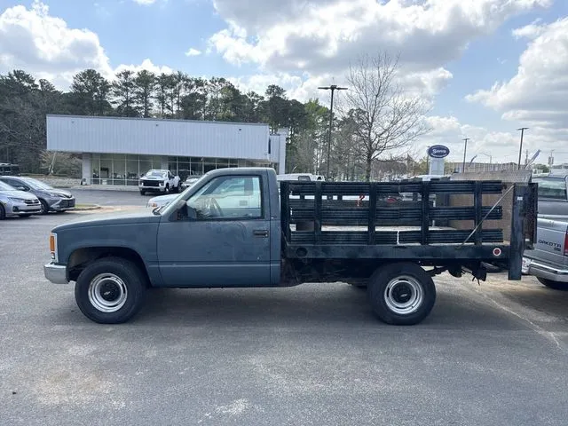 1993 Chevrolet C2500 Chassis Base (STD is Estimated) thumbnail 4
