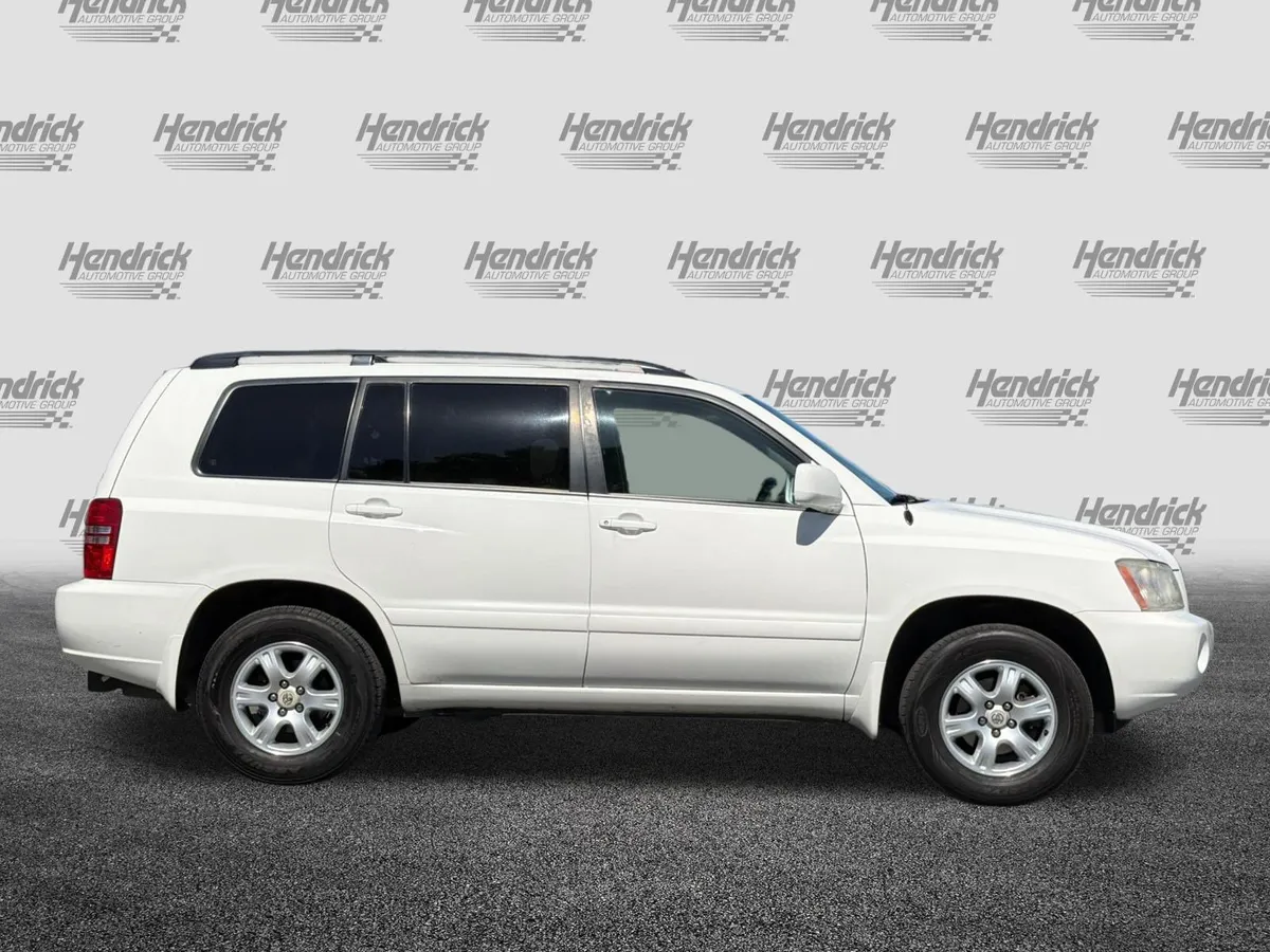 2003 Toyota Highlander thumbnail 2