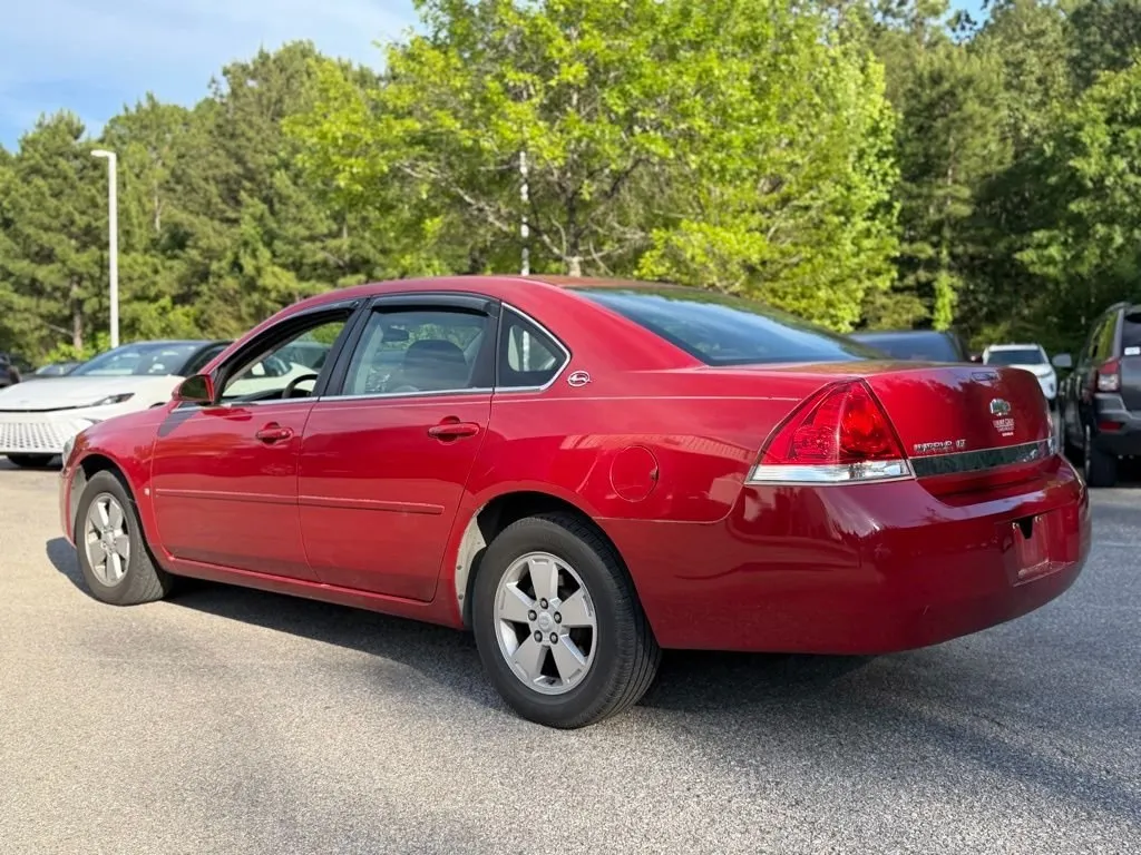 2008 Chevrolet Impala LT thumbnail 3