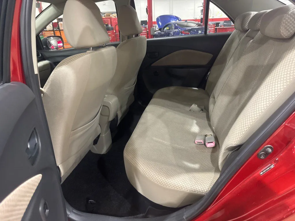 2008 Toyota Yaris thumbnail 5