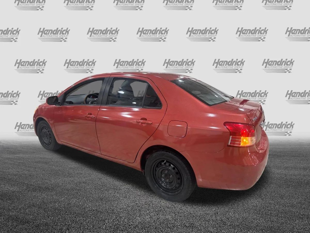2008 Toyota Yaris thumbnail 6