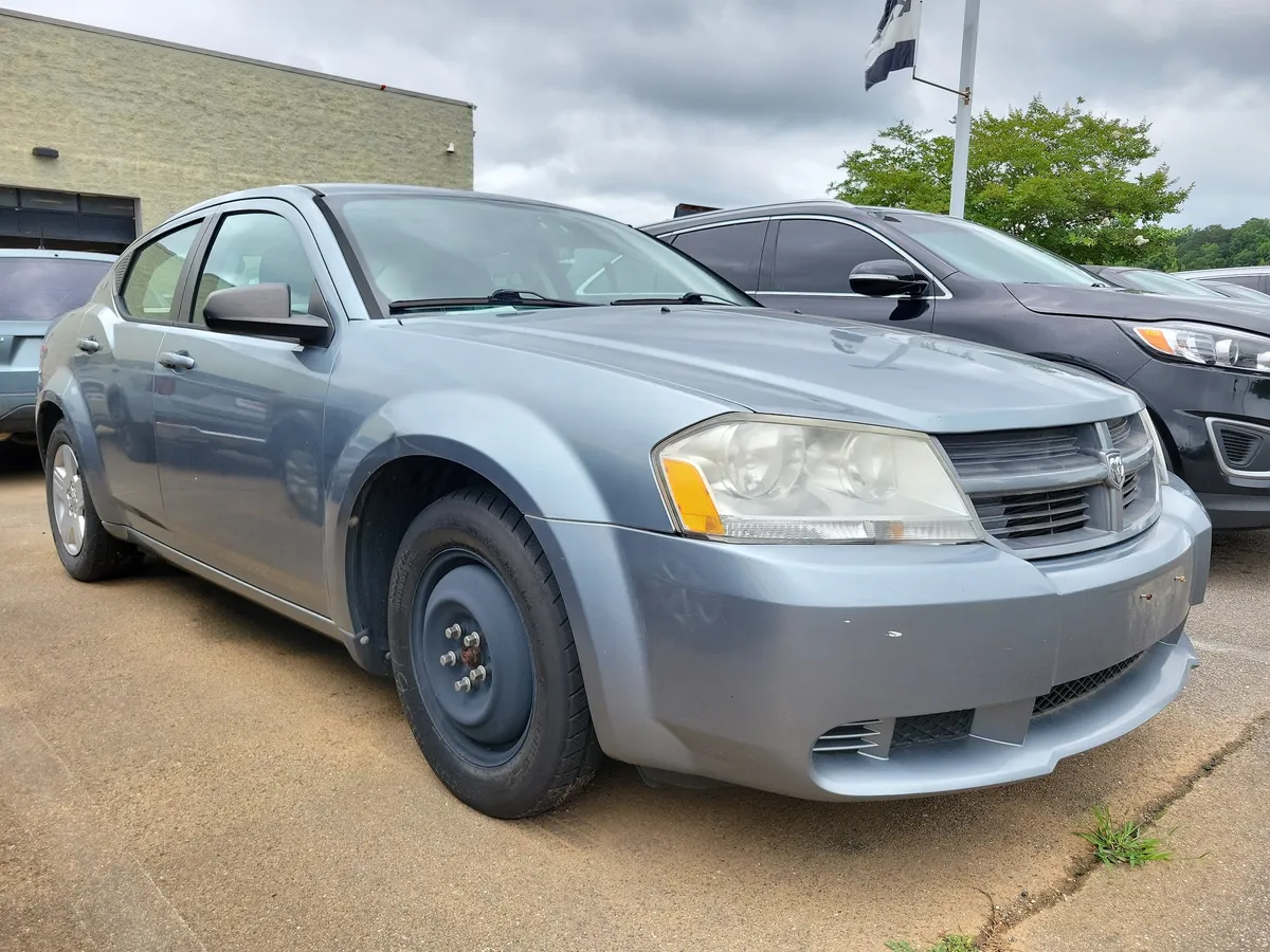 2010 Dodge Avenger SXT thumbnail 2