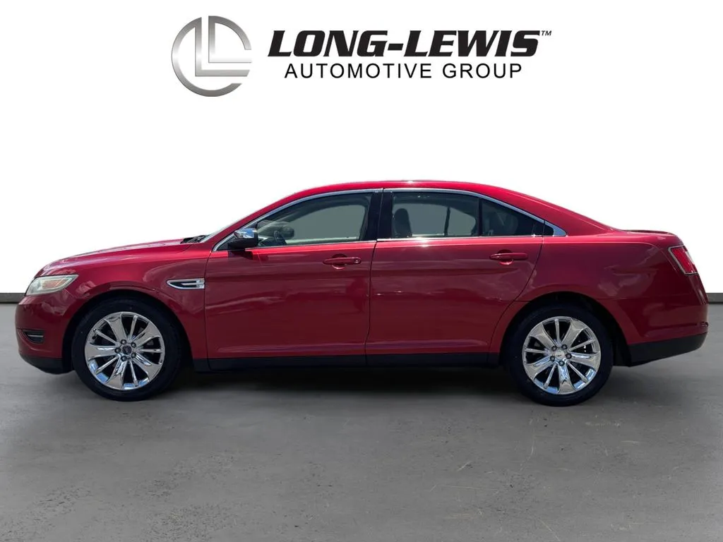 2010 Ford Taurus Limited thumbnail 2