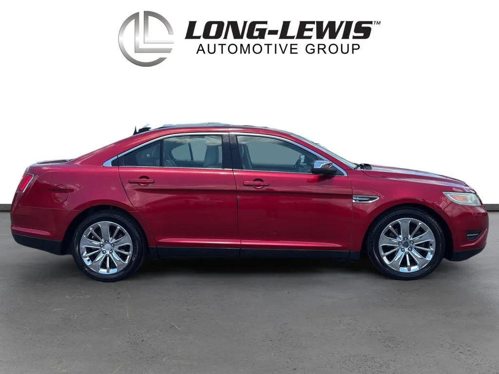 2010 Ford Taurus Limited thumbnail 8