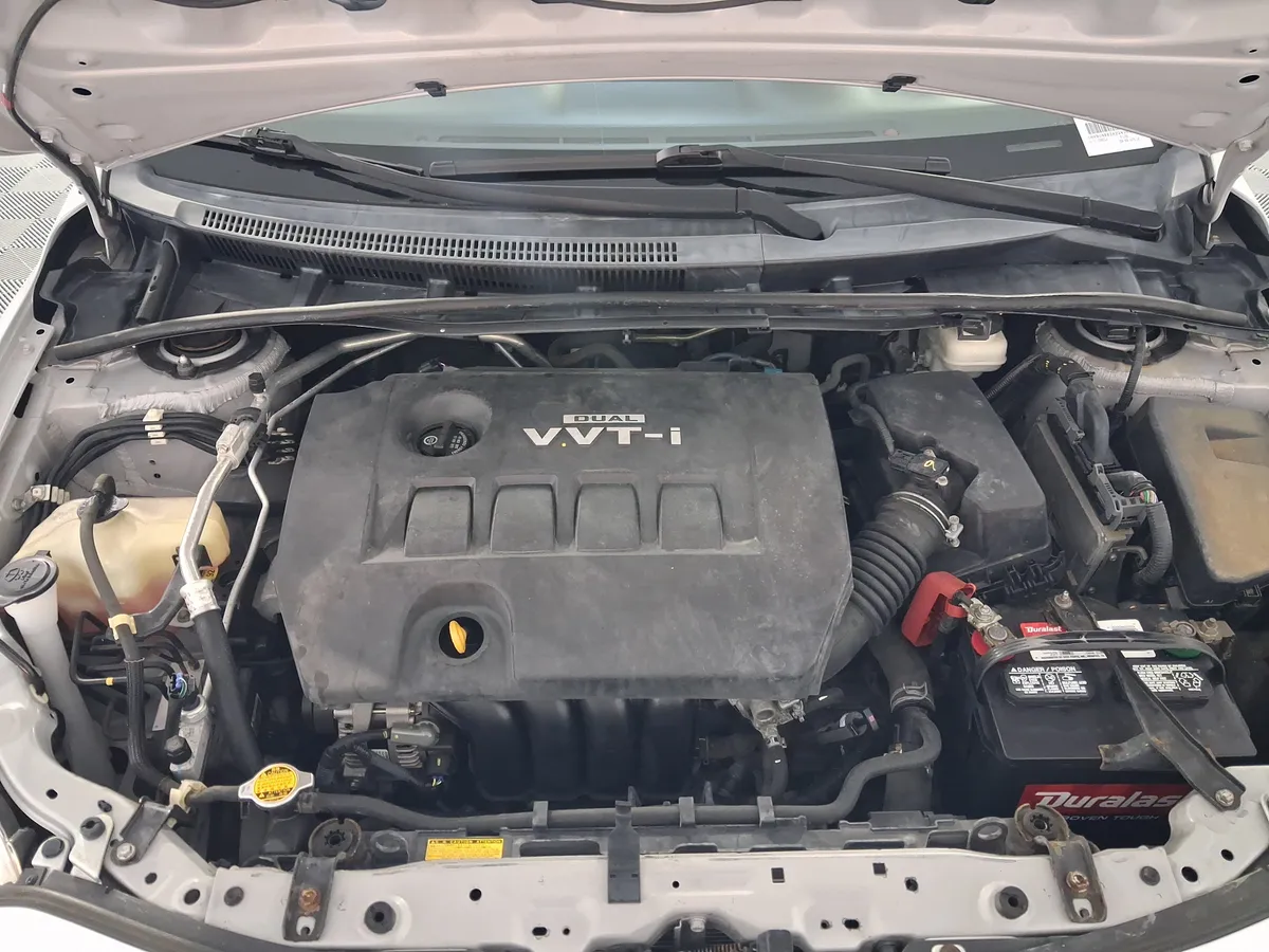 2010 Toyota Corolla LE thumbnail 35