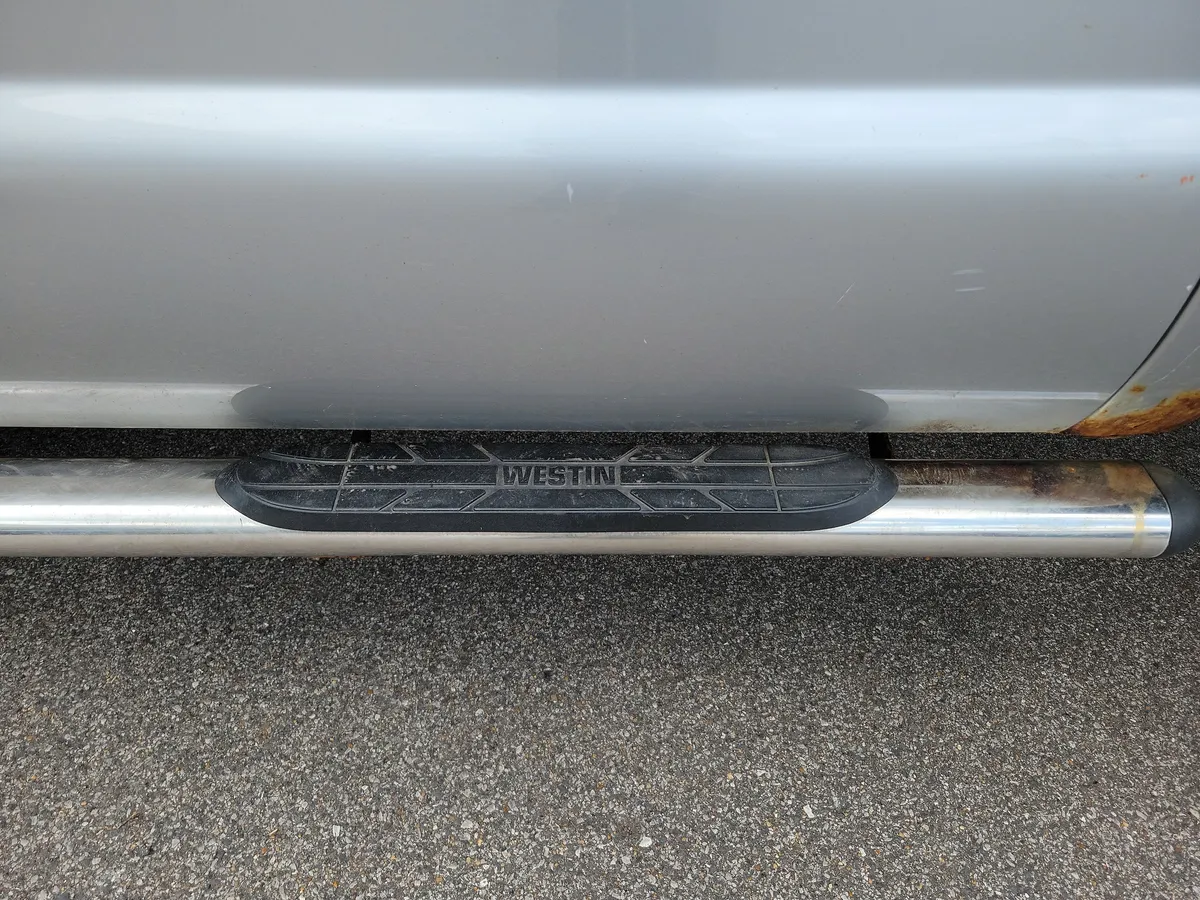 2011 Ford F-350 Chassis thumbnail 9