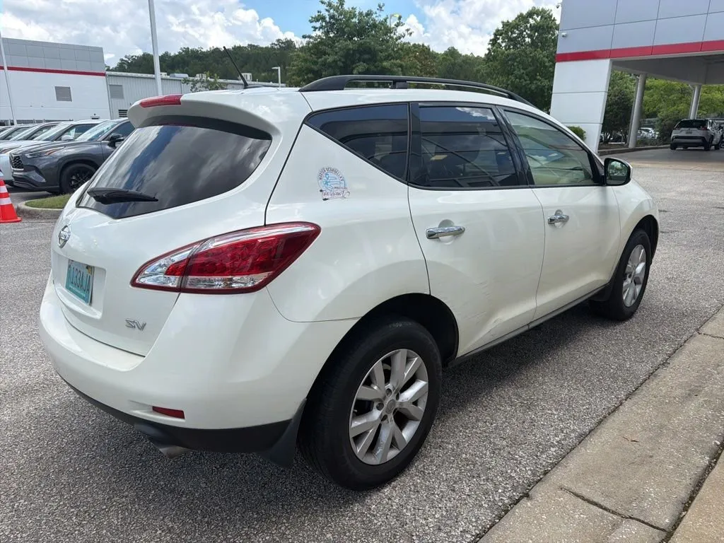 2014 Nissan Murano SV thumbnail 3