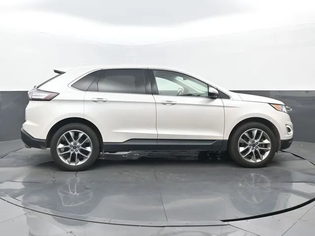 2015 Ford Edge Titanium thumbnail 2