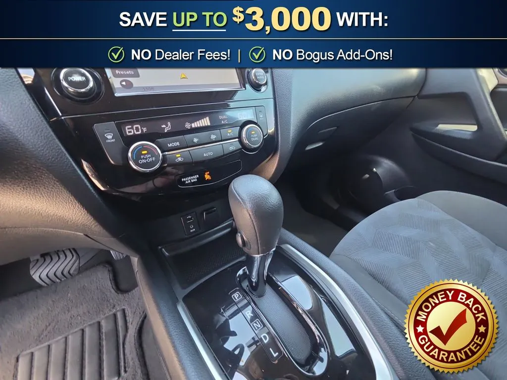 2016 Nissan Rogue SV thumbnail 20