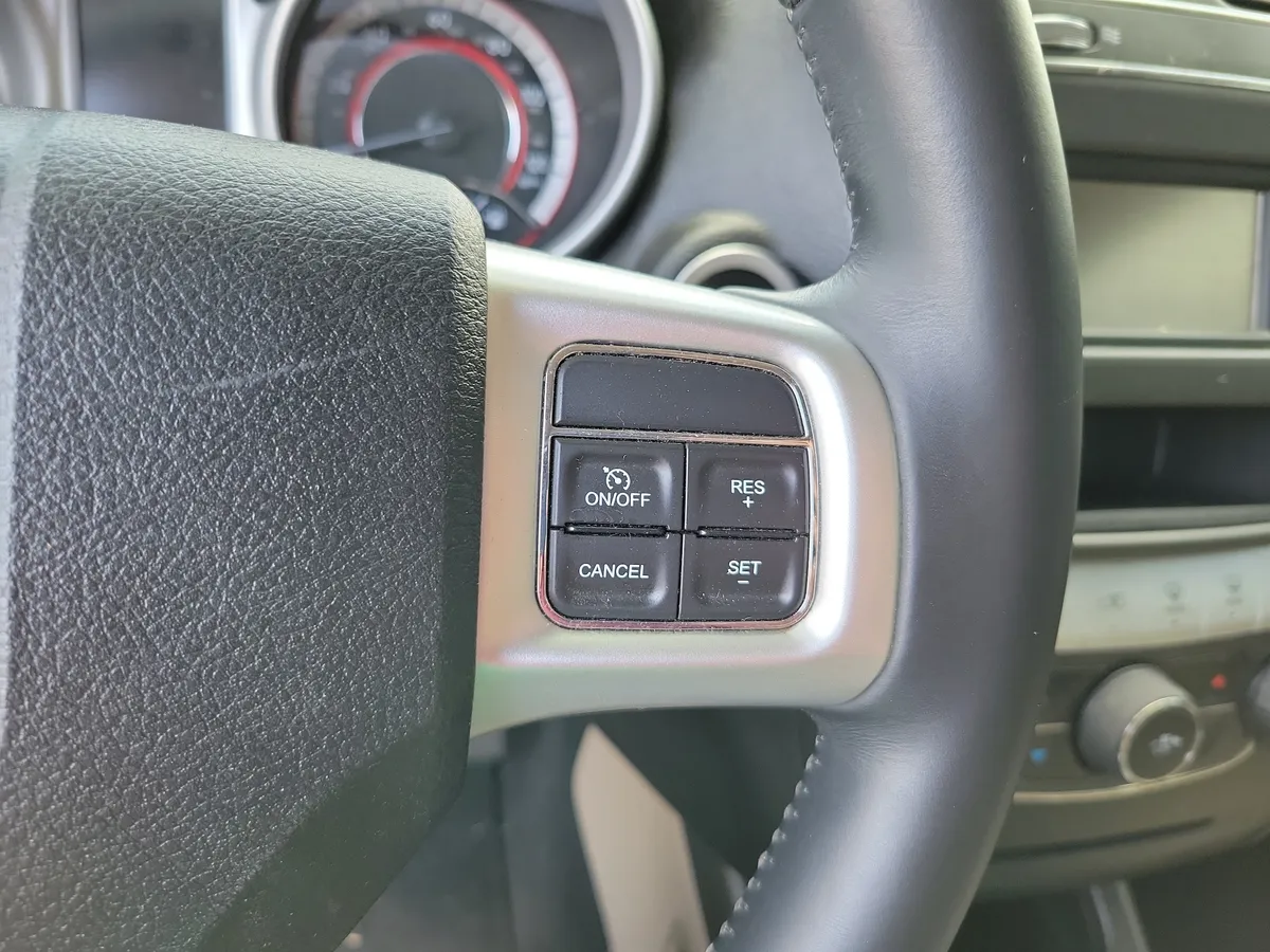 2017 Dodge Journey SE thumbnail 17