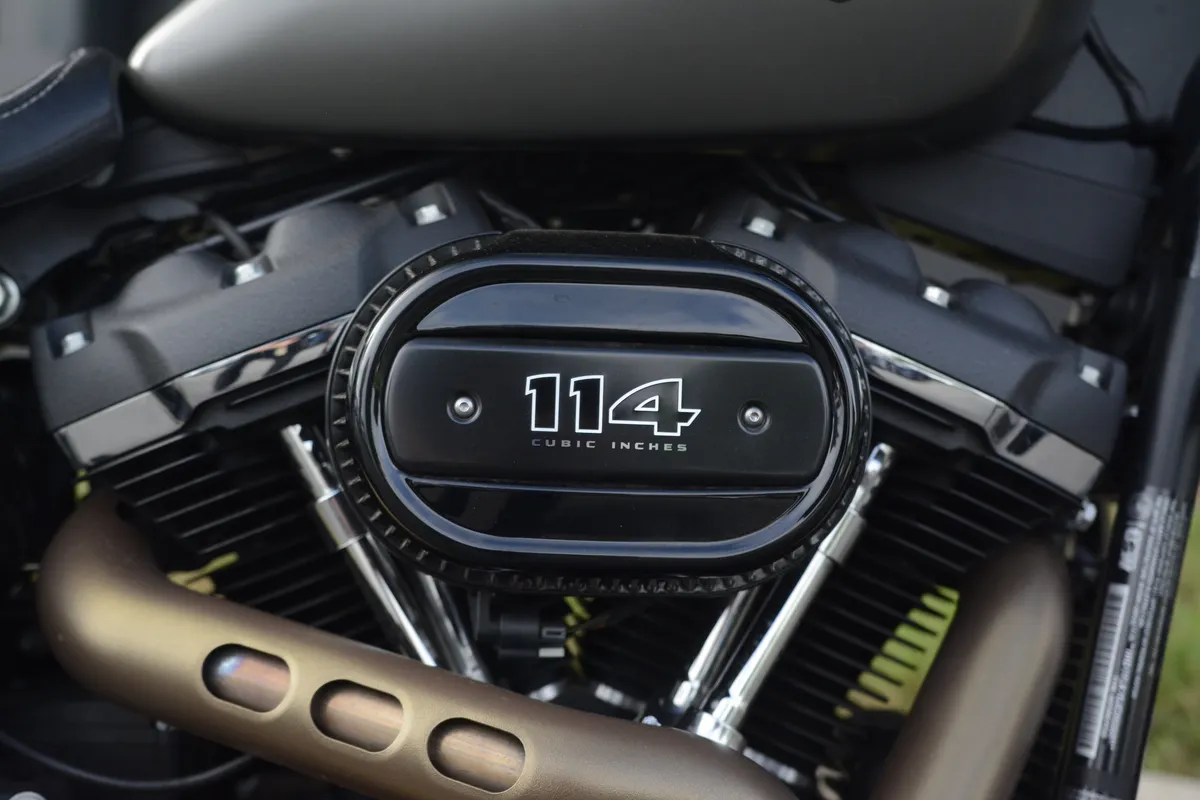 2018 Harley Davidson FXFBS thumbnail 16