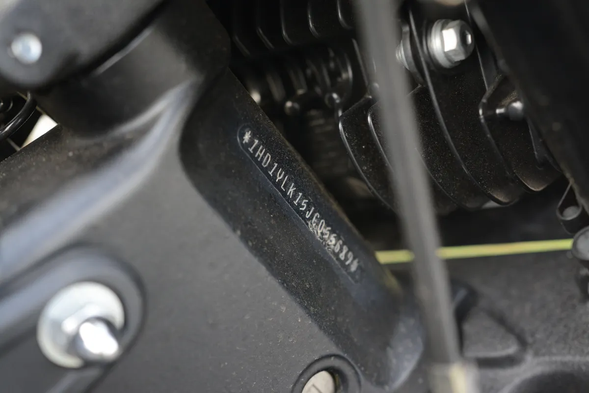 2018 Harley Davidson FXFBS thumbnail 19