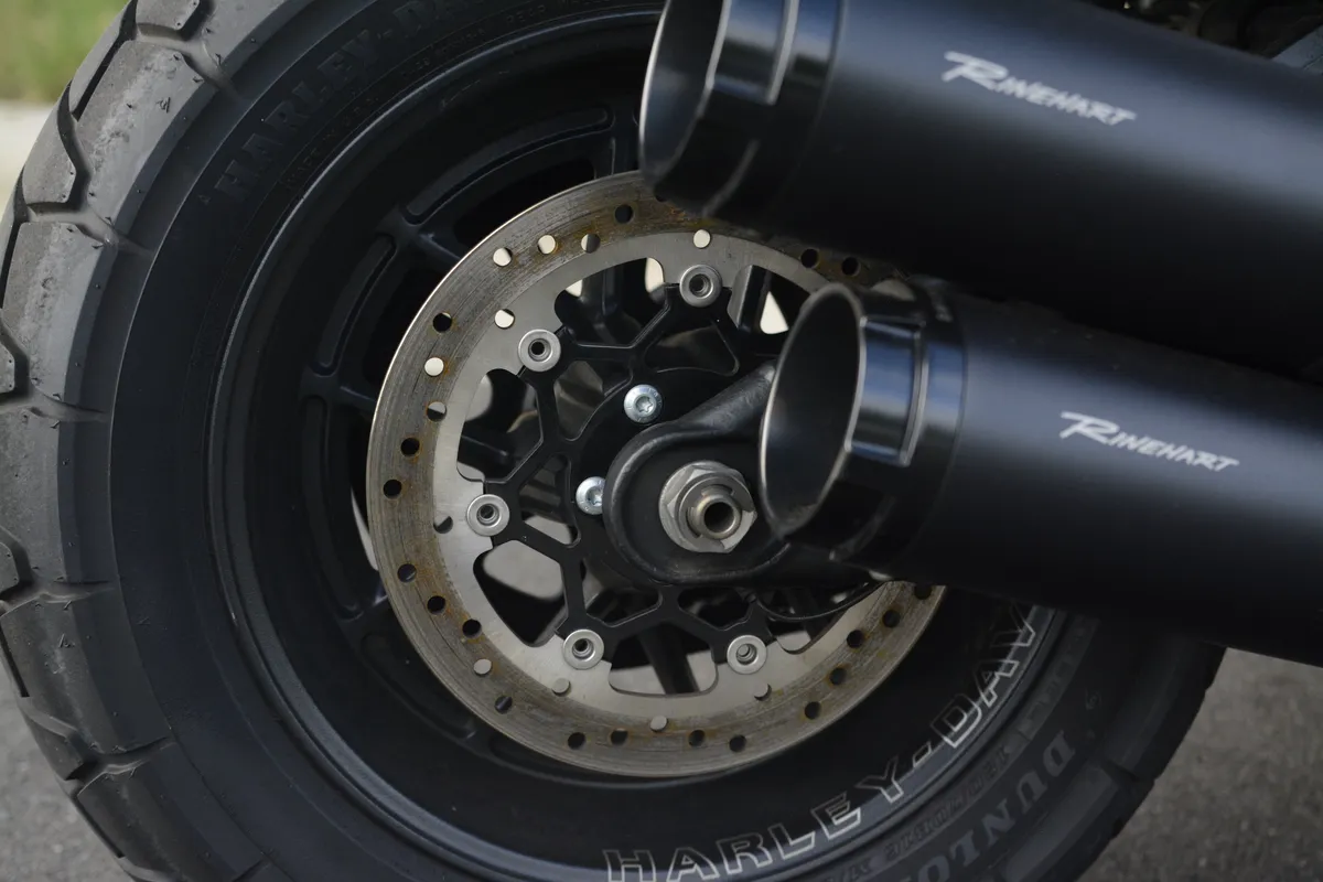 2018 Harley Davidson FXFBS thumbnail 33