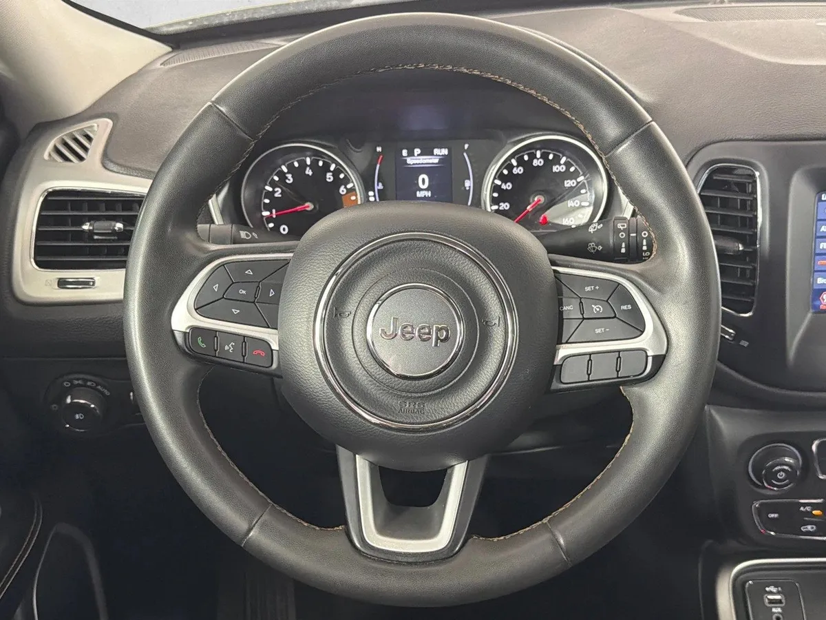 2021 Jeep Compass Latitude thumbnail 23