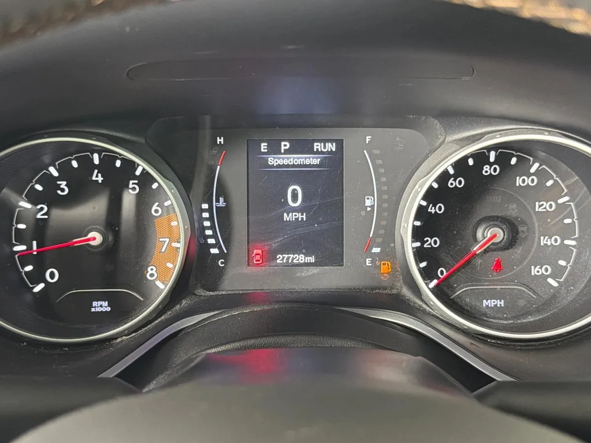 2021 Jeep Compass Latitude thumbnail 26