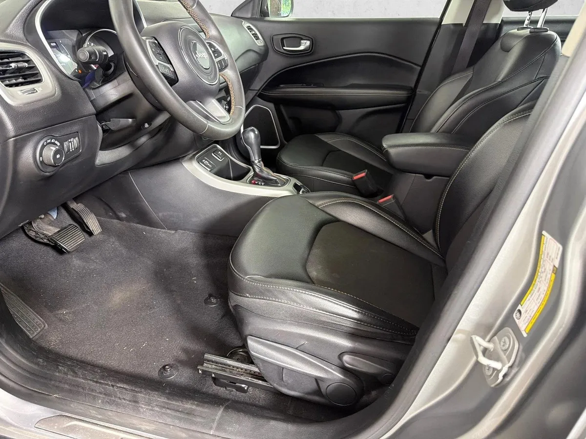 2021 Jeep Compass Latitude thumbnail 9