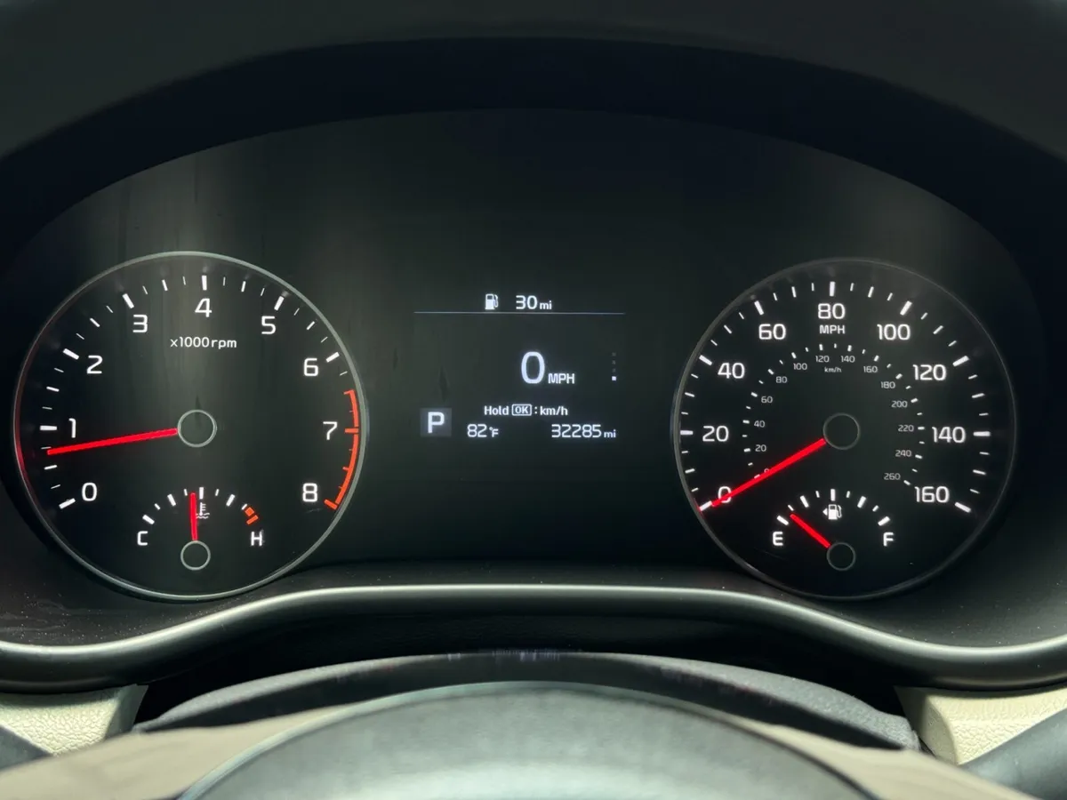 2021 Kia Sportage LX thumbnail 16