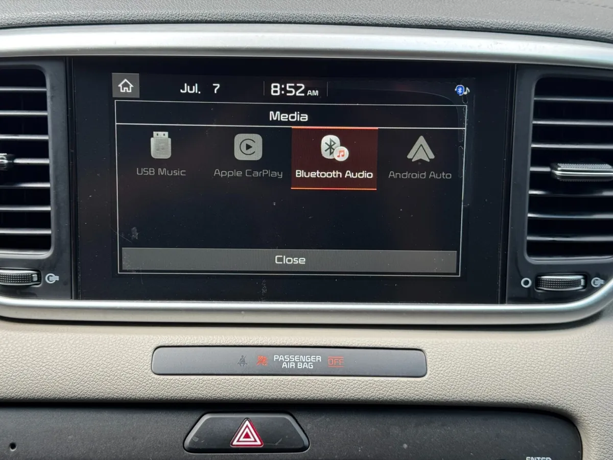 2021 Kia Sportage LX thumbnail 21