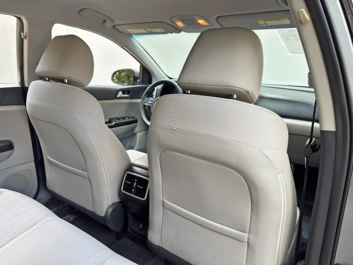2021 Kia Sportage LX thumbnail 27
