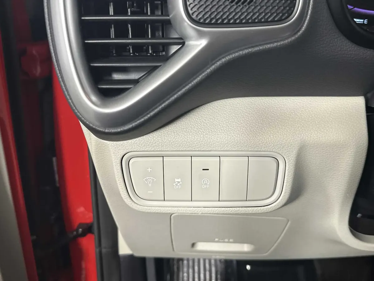 2023 Kia Soul LX thumbnail 26