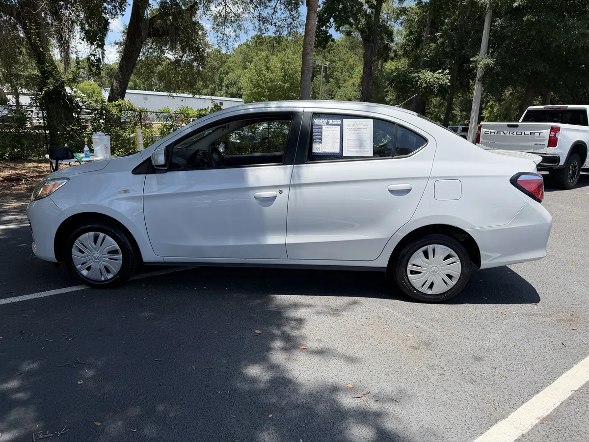 2023 Mitsubishi Mirage G4 ES thumbnail 33