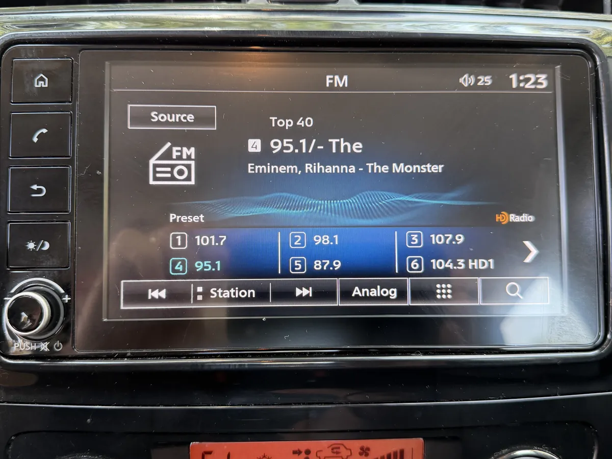 2023 Mitsubishi Mirage G4 ES thumbnail 49