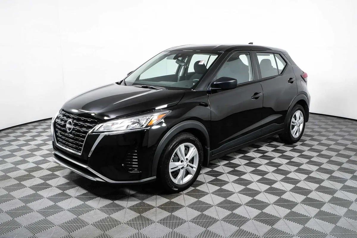 2024 NISSAN KICKS S thumbnail 24