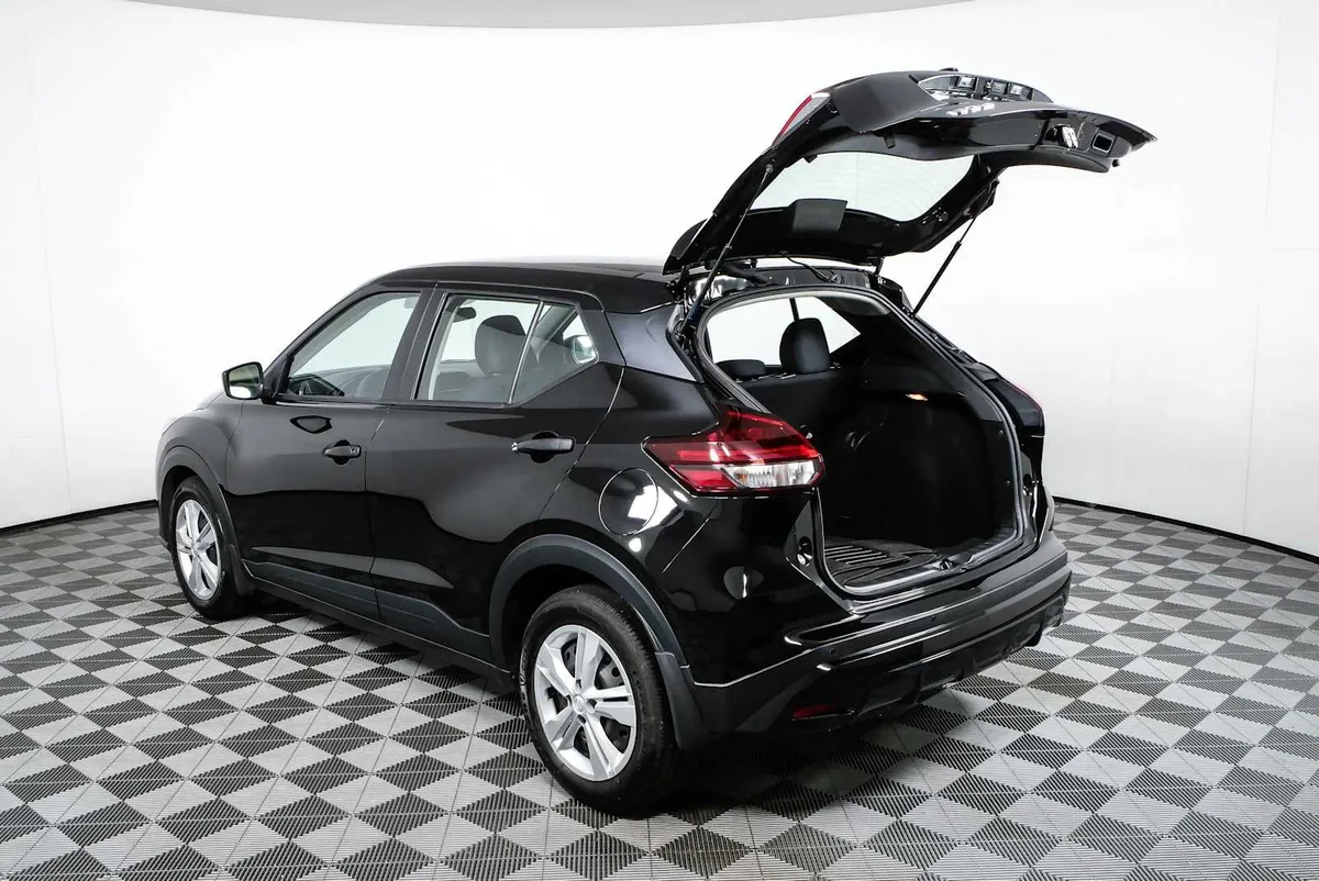2024 NISSAN KICKS S thumbnail 31